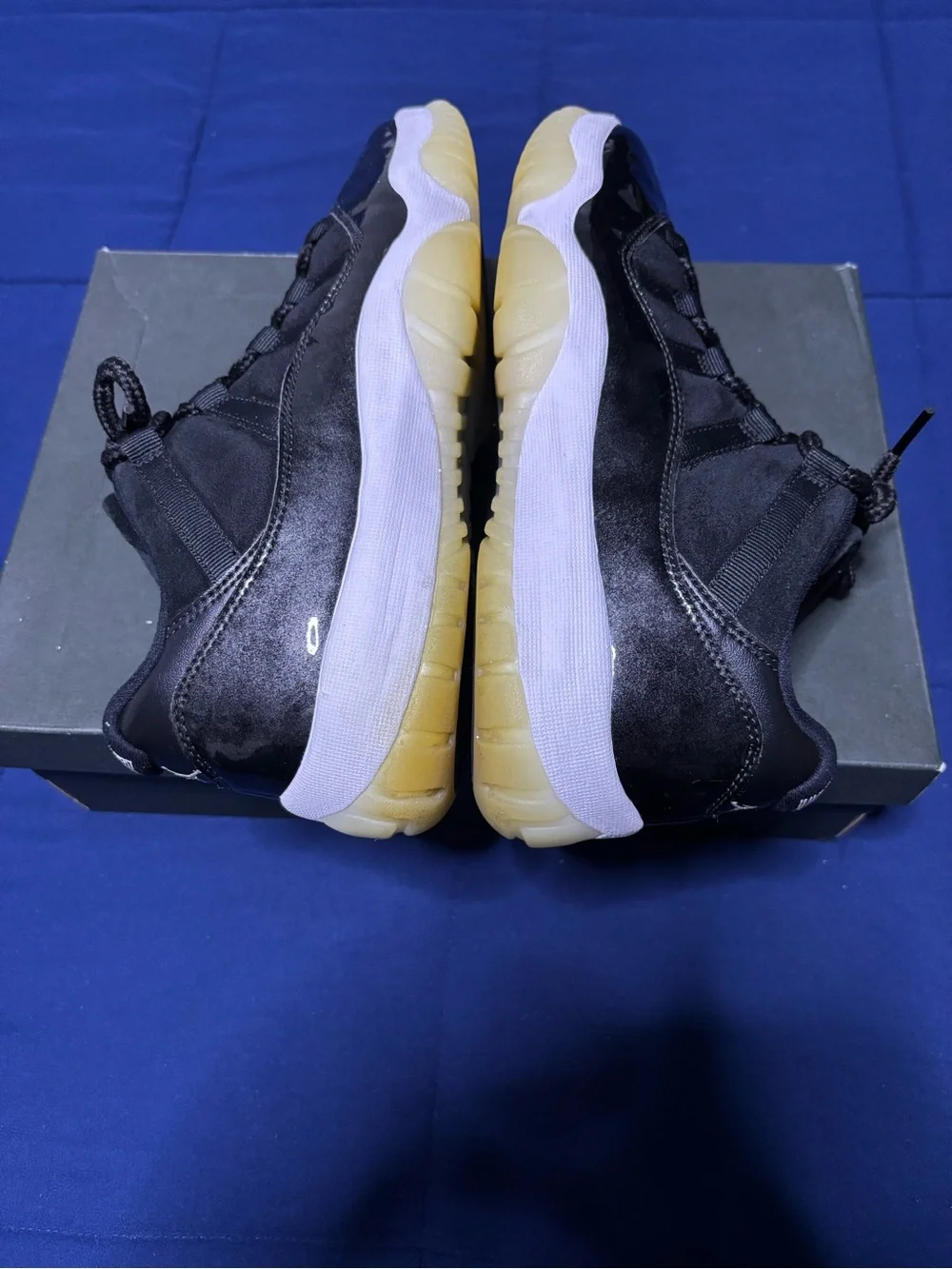 Jordan 11 Retro Low Barons Size 10